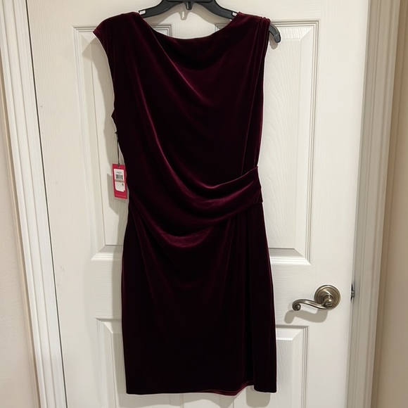 VINCE CAMUTO BURGANDY WINE VELVET DRESS - Picture 6 of 7